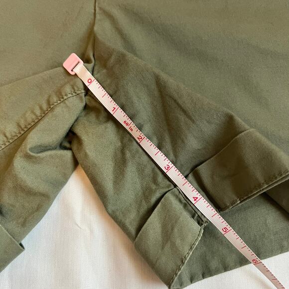 H&M shorts women’s size 6 Green Chino Style Shorts - Picture 6 of 7
